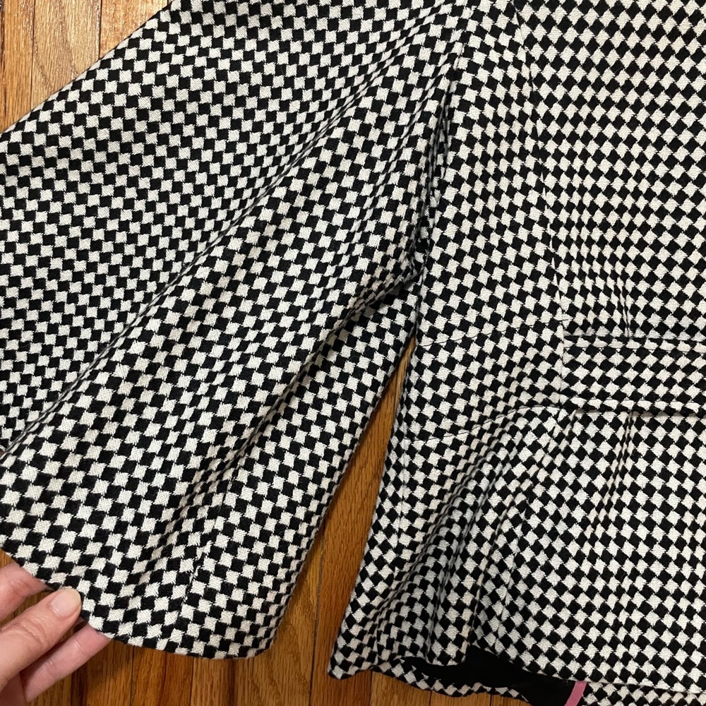 Black & White Checkered Cape Jacket - Picture 10 of 10